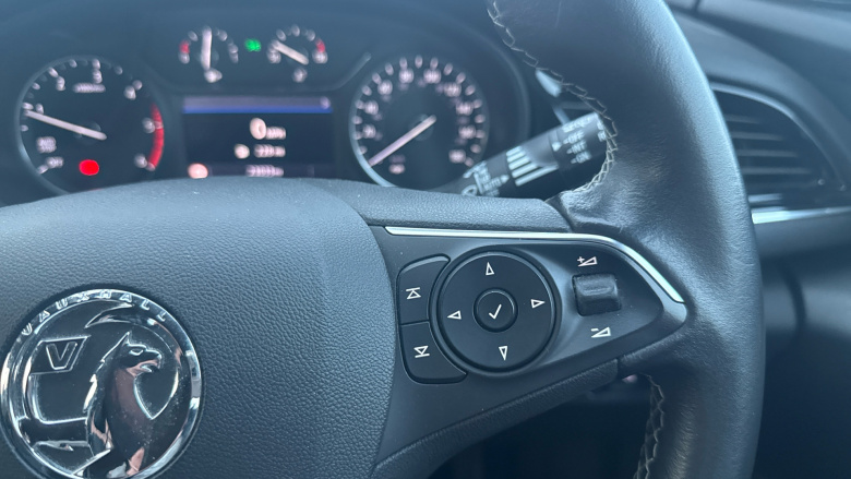 Vauxhall Insignia 1.6 Turbo D [136] Tech Line Nav 5dr Diesel Hatchback